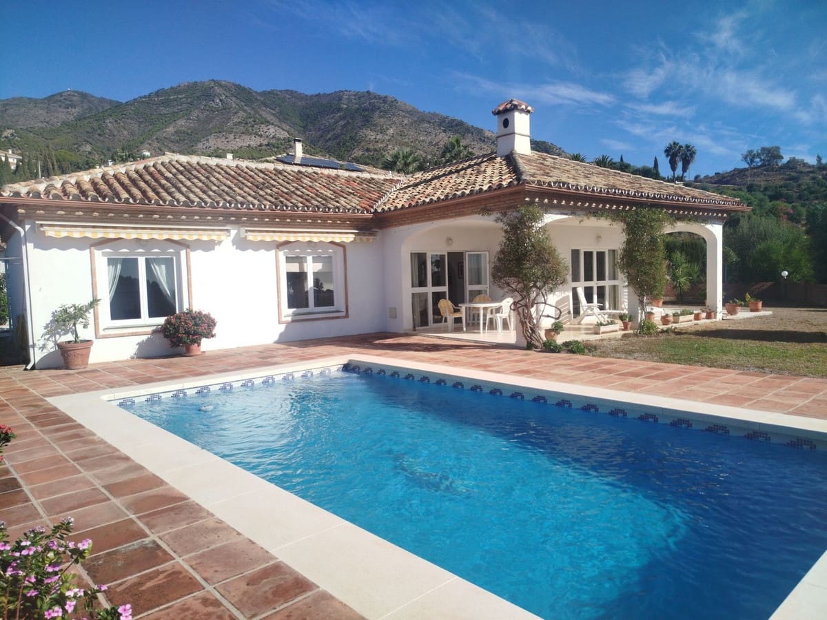 4 slaapkamer Villa te koop in Mijas met zwembad garage - € 995.000 (Ref: 10176911)