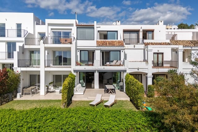 4 sypialnia Dom na sprzedaż w La Quinta, Benahavís z basenem garażem - 1 495 000 € (Ref: 10180013)