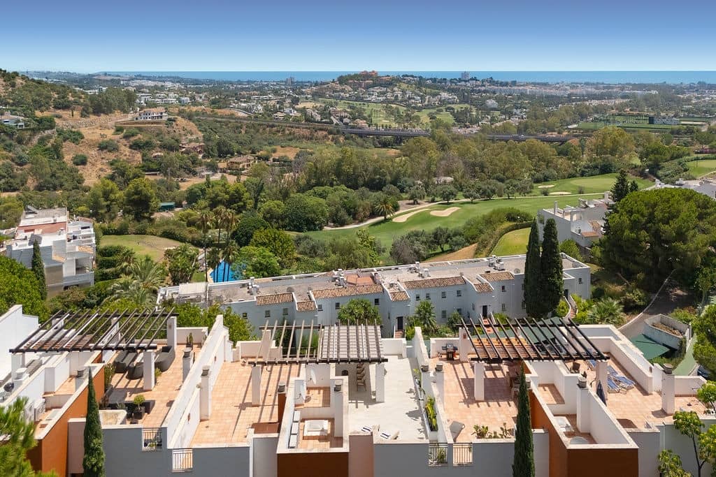 3 soveværelse Penthouse til salg i La Quinta med swimmingpool garage - € 975.000 (Ref: 10180016)