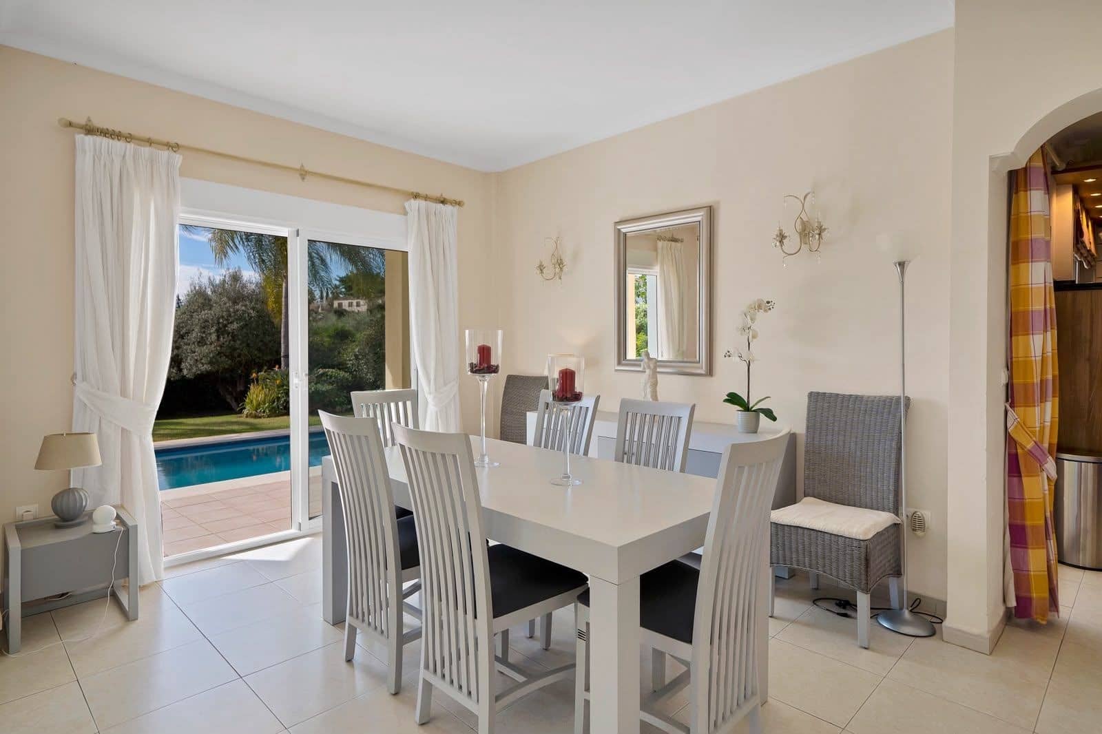 4 soverom Villa til salgs i Benalmadena Costa med svømmebasseng garasje - € 1 275 000 (Ref: 10182737)