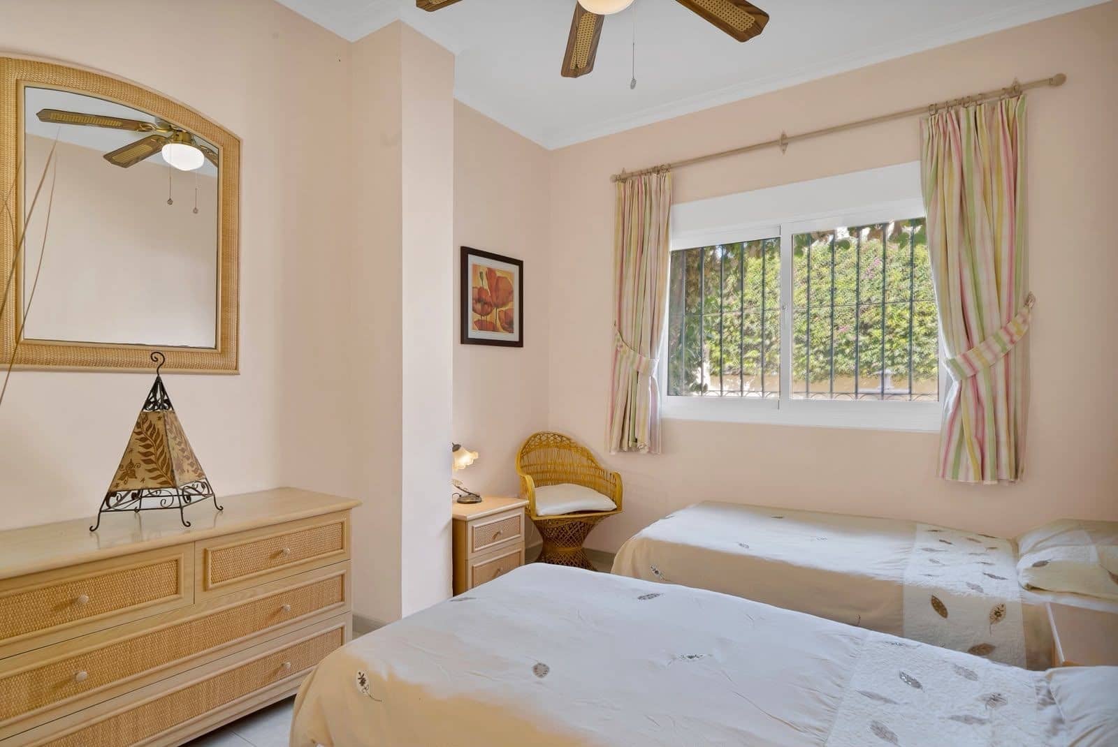 4 soverom Villa til salgs i Benalmadena Costa med svømmebasseng garasje - € 1 275 000 (Ref: 10182737)