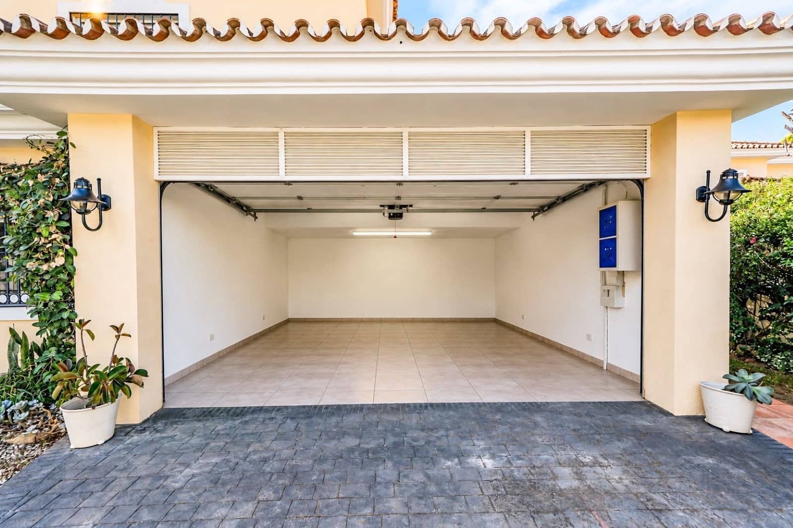 4 soverom Villa til salgs i Benalmadena Costa med svømmebasseng garasje - € 1 275 000 (Ref: 10182737)