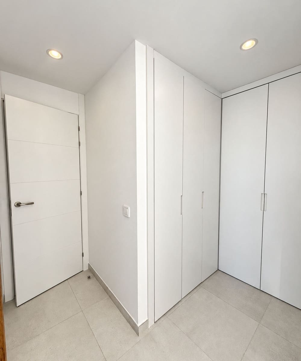 3 sypialnia Penthouse na sprzedaż w La Cala de Mijas z basenem garażem - 1 675 000 € (Ref: 10184360)