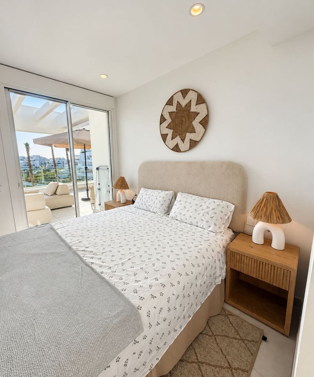 3 sypialnia Penthouse na sprzedaż w La Cala de Mijas z basenem garażem - 1 675 000 € (Ref: 10184360)