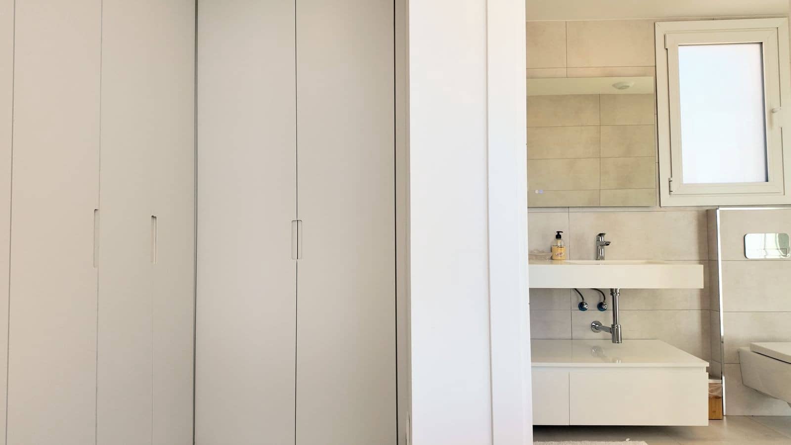 3 sypialnia Penthouse na sprzedaż w La Cala de Mijas z basenem garażem - 1 675 000 € (Ref: 10184360)