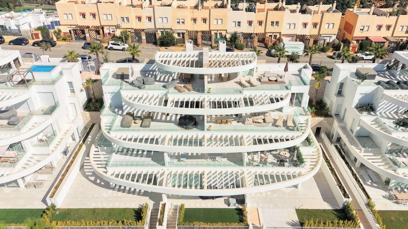 3 sypialnia Penthouse na sprzedaż w La Cala de Mijas z basenem garażem - 1 675 000 € (Ref: 10184360)