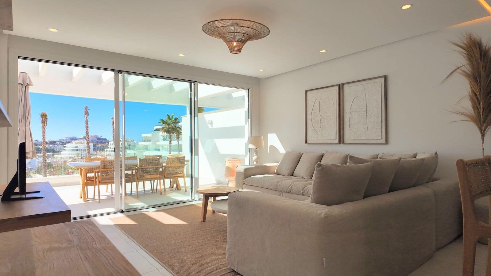 3 sypialnia Penthouse na sprzedaż w La Cala de Mijas z basenem garażem - 1 675 000 € (Ref: 10184360)
