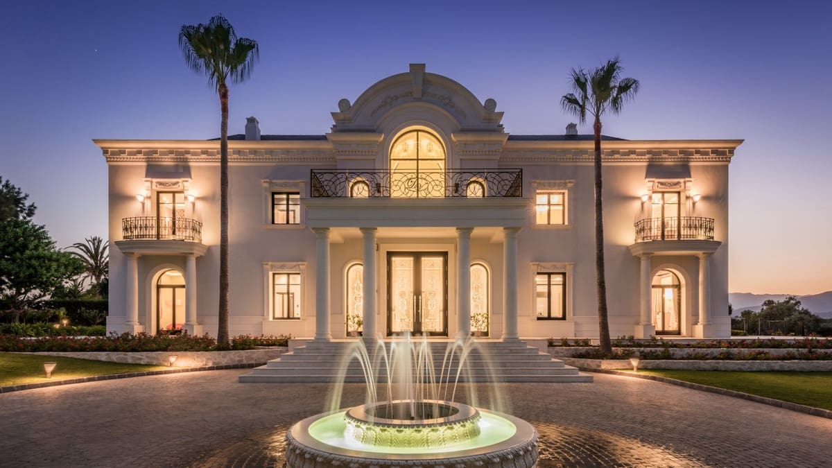 8 sovrum Villa till salu i Marbella med pool garage - 9 500 000 € (Ref: 6538496)