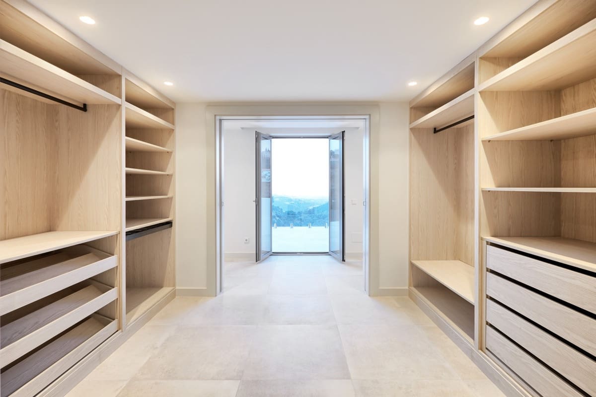 5 soverom Villa til salgs i El Madronal med svømmebasseng garasje - € 7 850 000 (Ref: 7456132)