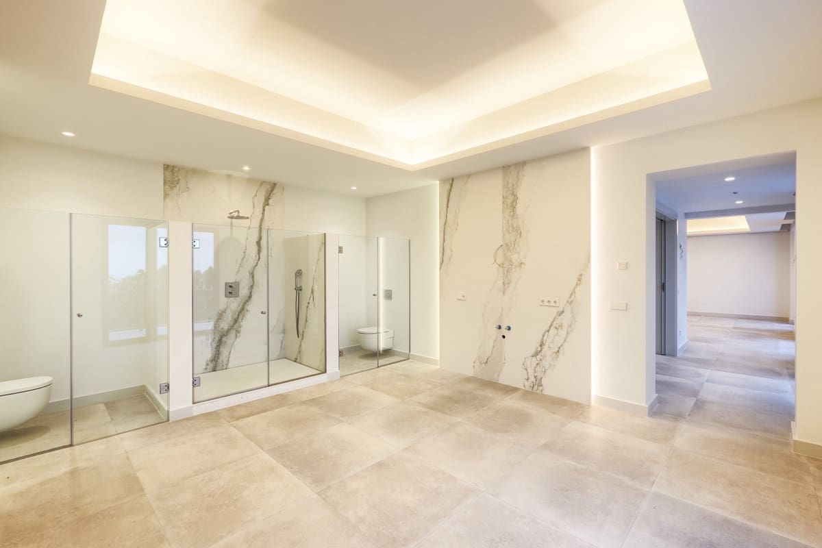 5 soverom Villa til salgs i El Madronal med svømmebasseng garasje - € 7 850 000 (Ref: 7456132)