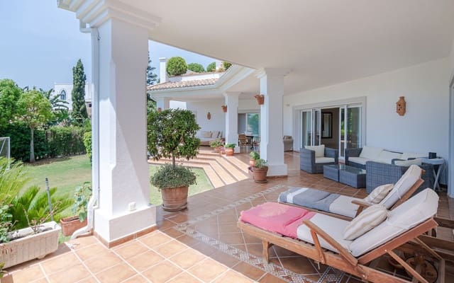 6 soveværelse Villa til salg i El Paraiso, Estepona med swimmingpool garage - € 2.690.000 (Ref: 7456145)