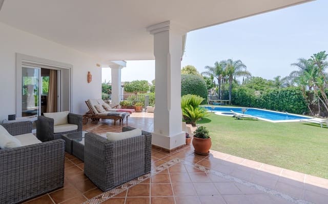 6 soveværelse Villa til salg i El Paraiso, Estepona med swimmingpool garage - € 2.690.000 (Ref: 7456145)