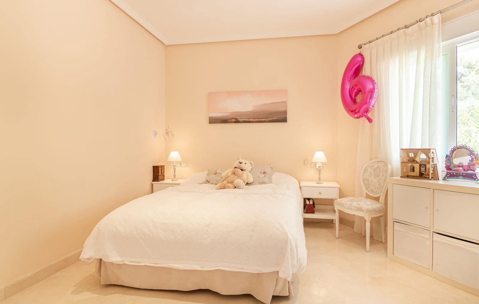 6 bedroom Villa for sale in El Paraiso with pool garage - € 2,690,000 (Ref: 7456145)