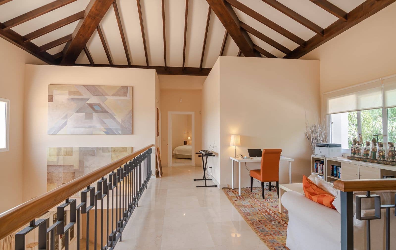 6 bedroom Villa for sale in El Paraiso with pool garage - € 2,690,000 (Ref: 7456145)