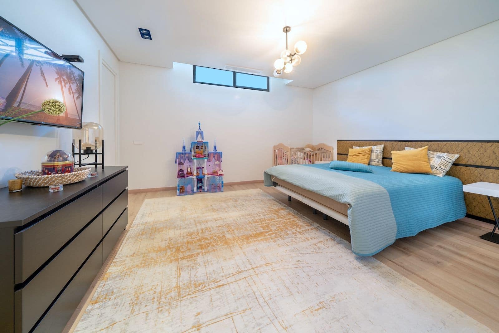 6 bedroom Villa for sale in Benahavis with pool garage - € 5,000,000 (Ref: 7456160)