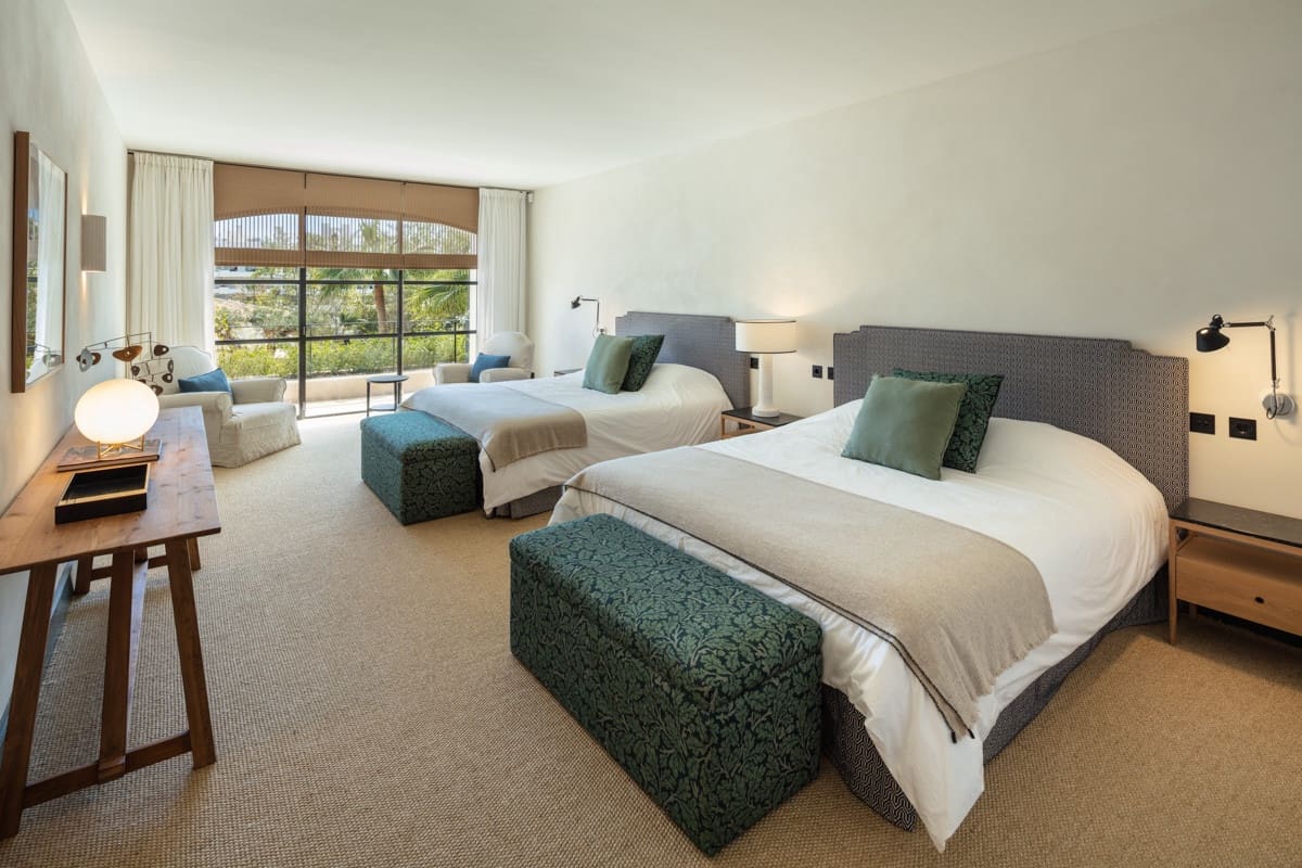 Chalet de 16 habitaciones en Marbella en venta con piscina garaje - 35.000.000 € (Ref: 7456185)
