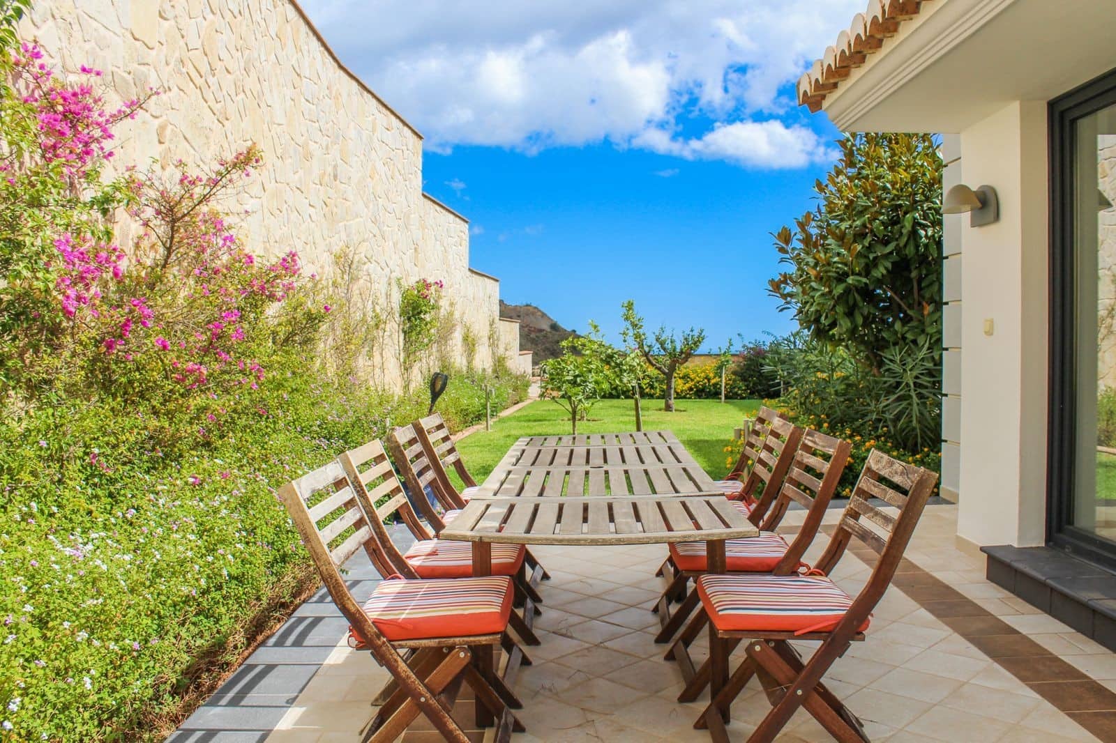 4 bedroom Villa for sale in Mijas with pool garage - € 2,495,000 (Ref: 7456222)