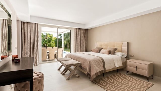 7 sovrum Villa till salu i Marbella med pool garage - 3 250 000 € (Ref: 7456290)