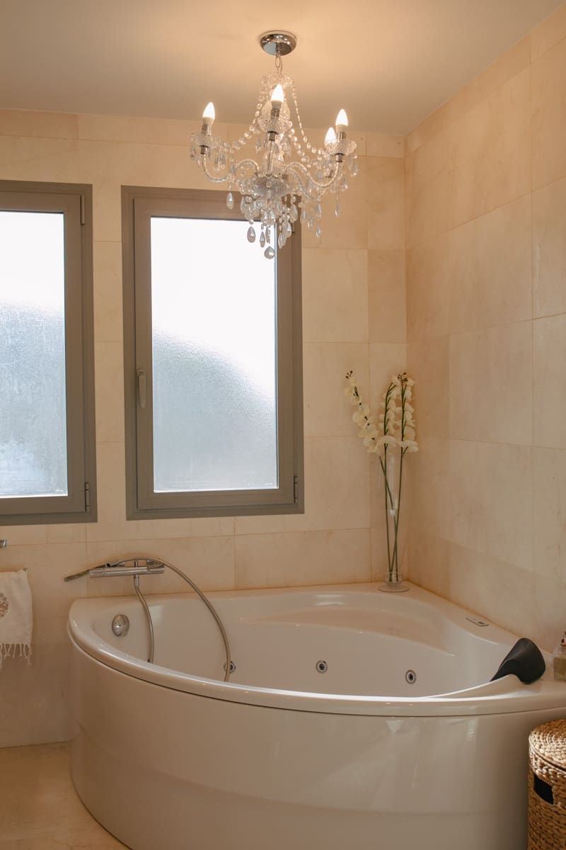 5 bedroom Villa for sale in Marbella with pool garage - € 3,950,000 (Ref: 7456355)