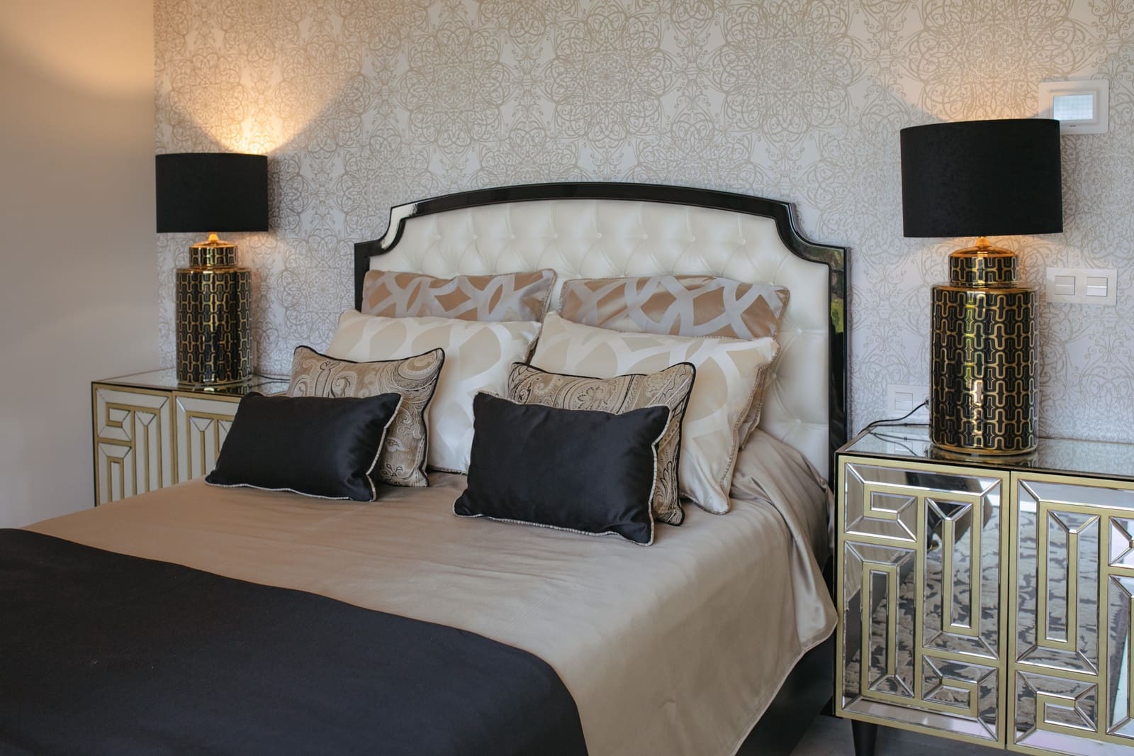 5 bedroom Villa for sale in Marbella with pool garage - € 3,950,000 (Ref: 7456355)