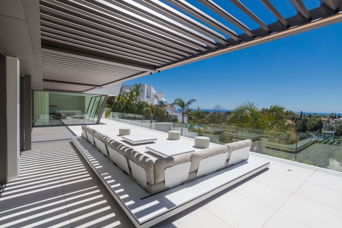 6 bedroom Villa for sale in Marbella with pool garage - € 6,450,000 (Ref: 7456356)