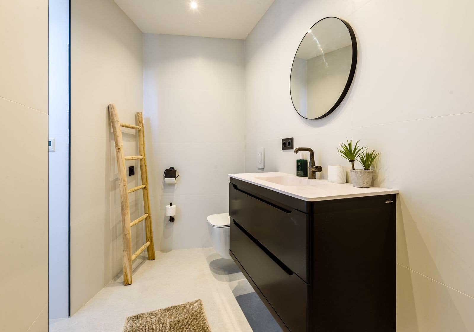 7 bedroom Villa for sale in Marbella with pool garage - € 3,790,000 (Ref: 7456638)