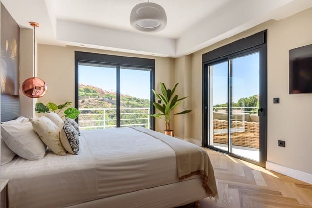 7 bedroom Villa for sale in Marbella with pool garage - € 3,790,000 (Ref: 7456638)