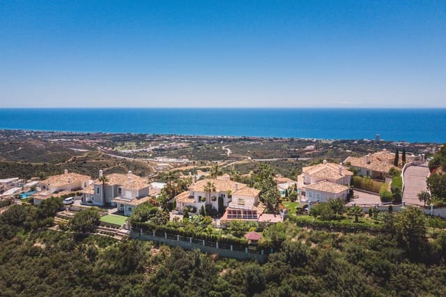 5 soverom Villa til salgs i Marbella med svømmebasseng garasje - € 2 950 000 (Ref: 7565708)