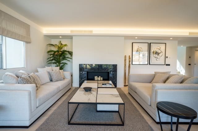 5 quarto Moradia para venda em Nueva Andalucia, Marbella com piscina - 2 575 000 € (Ref: 7573353)