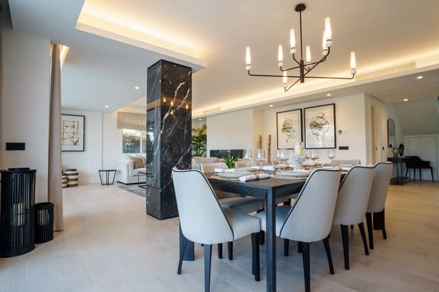 5 slaapkamer Villa te koop in Nueva Andalucia, Marbella met zwembad - € 2.575.000 (Ref: 7573353)