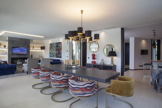 7 sovrum Villa till salu i Nueva Andalucia, Marbella med pool garage - 4 999 500 € (Ref: 7573357)