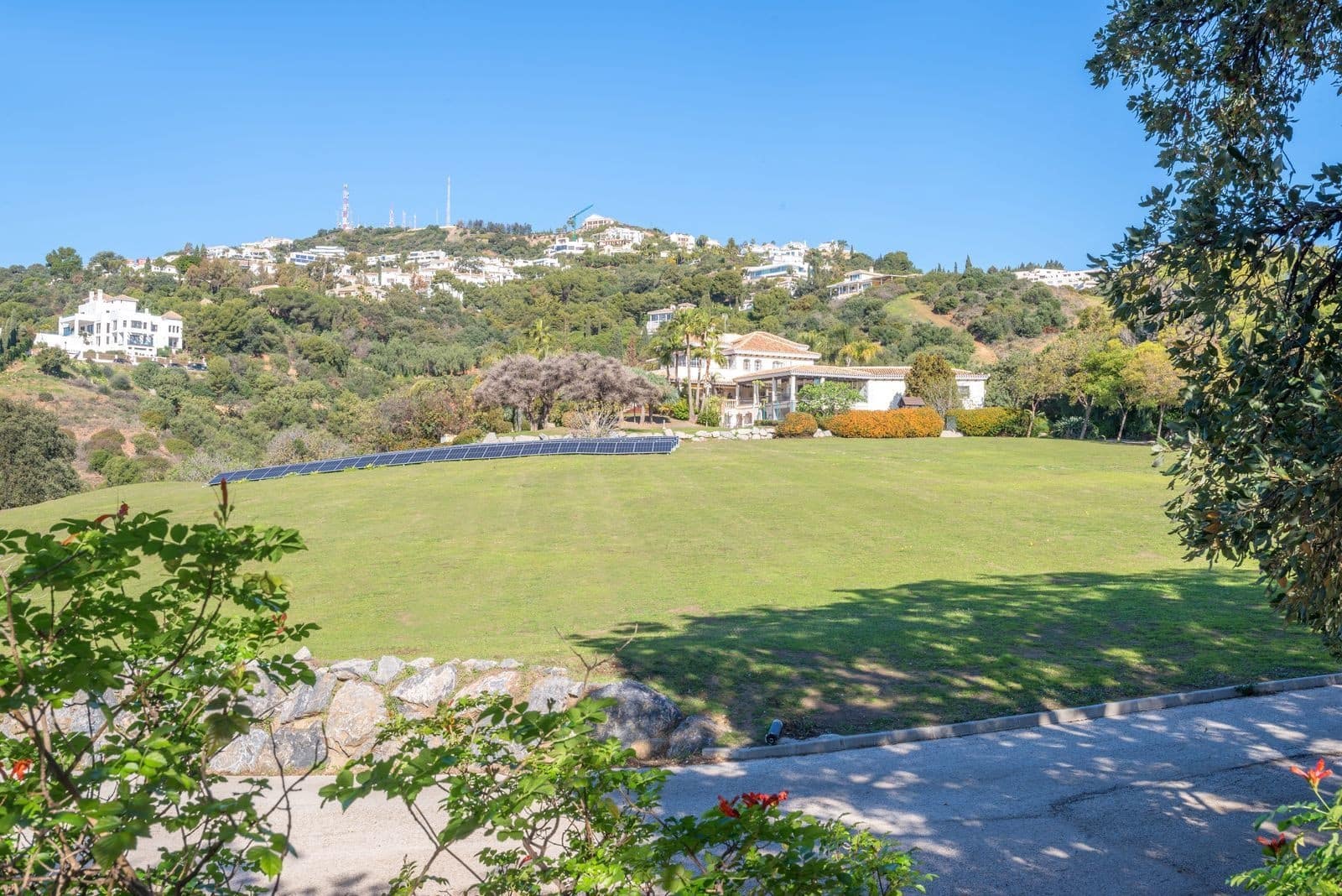 8 bedroom Villa for sale in Marbella with pool garage - € 12,000,000 (Ref: 7590529)