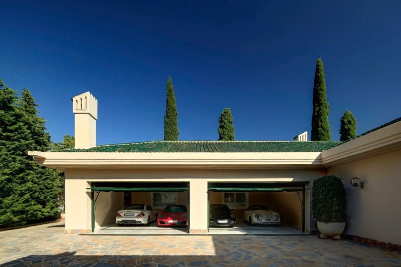 10 bedroom Villa for sale in Marbella with pool garage - € 10,000,000 (Ref: 7592934)