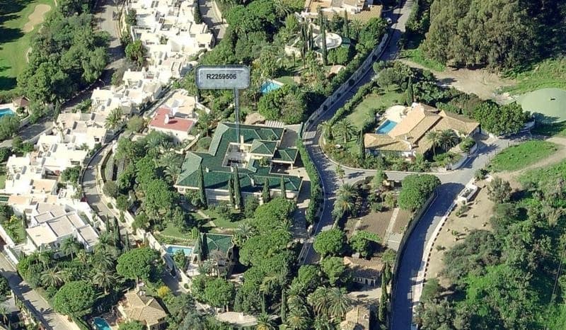 10 bedroom Villa for sale in Marbella with pool garage - € 10,000,000 (Ref: 7592934)