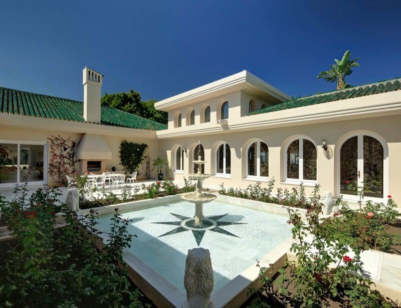 10 bedroom Villa for sale in Marbella with pool garage - € 10,000,000 (Ref: 7592934)