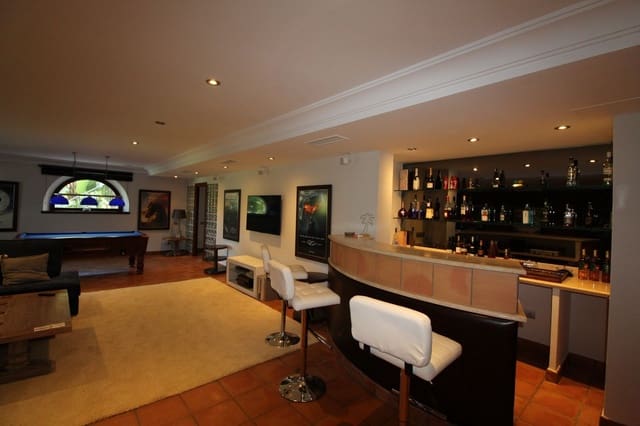 6 soveværelse Villa til salg i Sotogrande Alto, San Roque med swimmingpool garage - € 2.995.000 (Ref: 7619518)