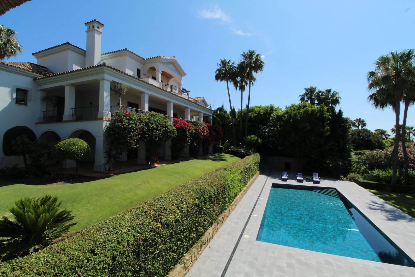 6 soveværelse Villa til salg i Sotogrande med swimmingpool garage - € 2.995.000 (Ref: 7619518)