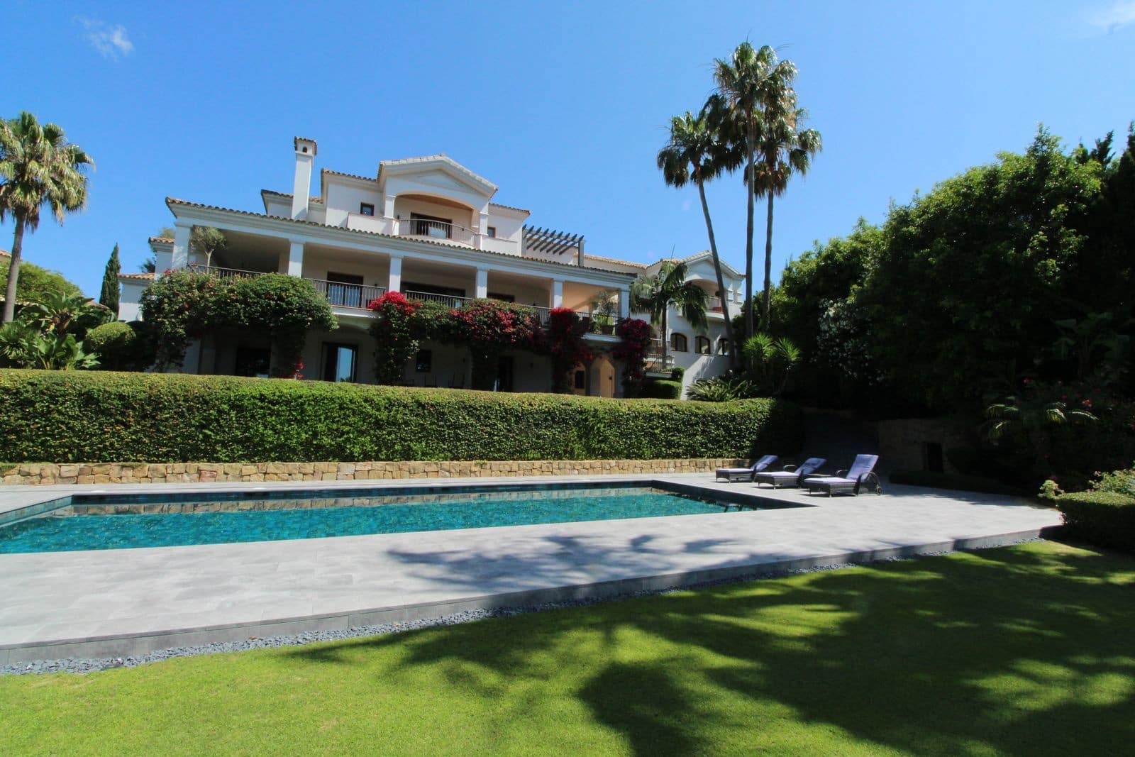6 soveværelse Villa til salg i Sotogrande med swimmingpool garage - € 2.995.000 (Ref: 7619518)