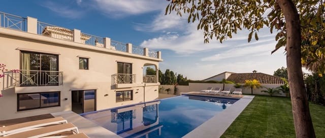 5 sypialnia Willa na sprzedaż w Marbella z basenem garażem - 1 800 000 € (Ref: 7623996)