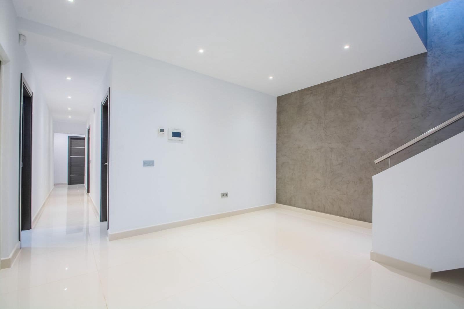 7 bedroom Villa for sale in Marbella with pool garage - € 2,950,000 (Ref: 7624967)