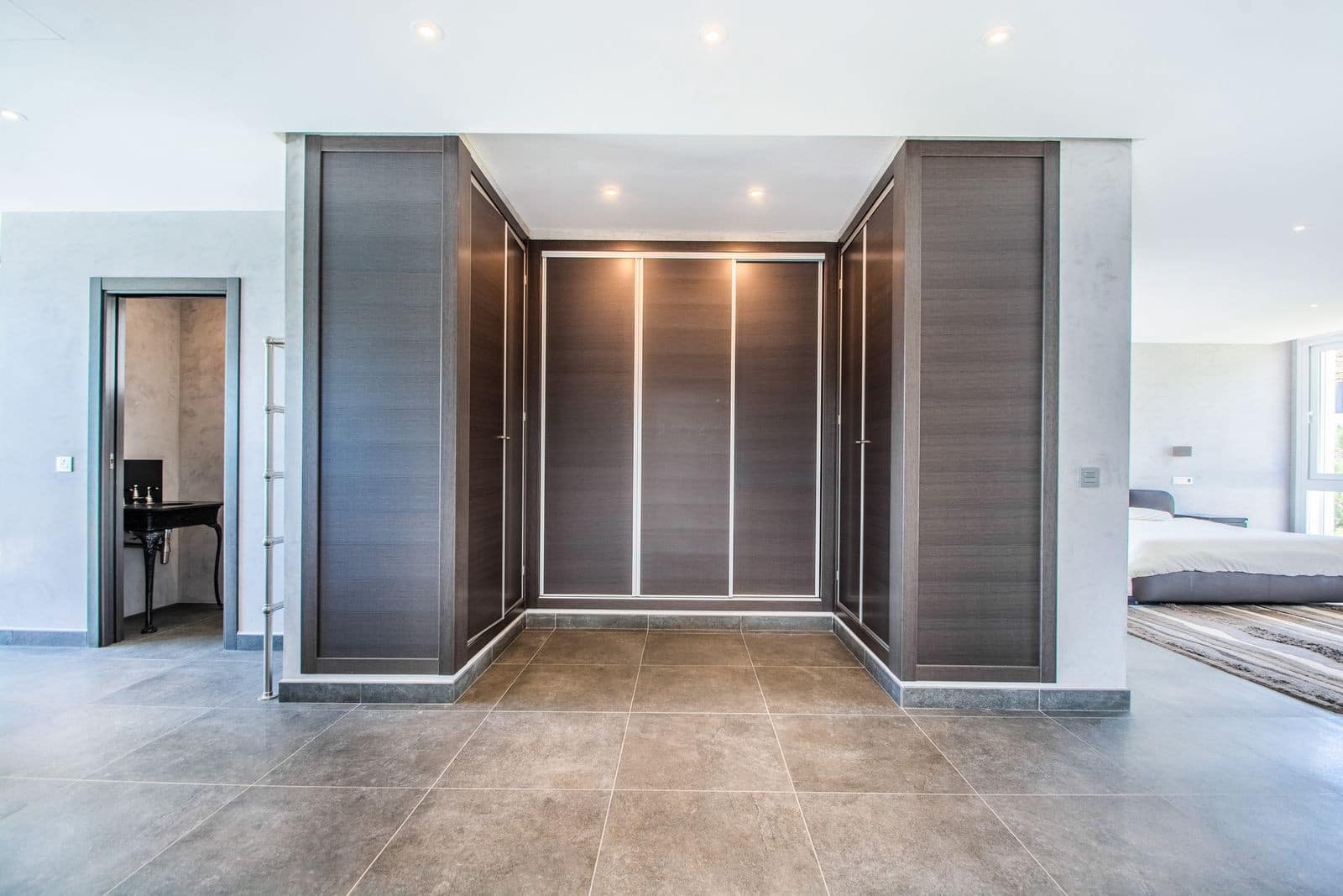 7 bedroom Villa for sale in Marbella with pool garage - € 2,950,000 (Ref: 7624967)