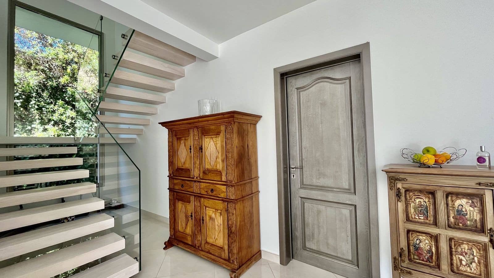 5 bedroom Villa for sale in Sotogrande with pool garage - € 2,195,000 (Ref: 7666897)