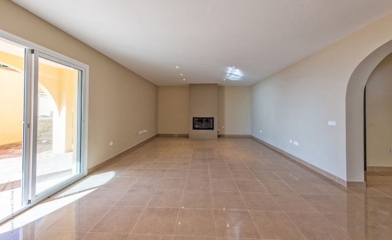 4 bedroom Villa for sale in Benalmadena with pool garage - € 2,200,000 (Ref: 7681351)