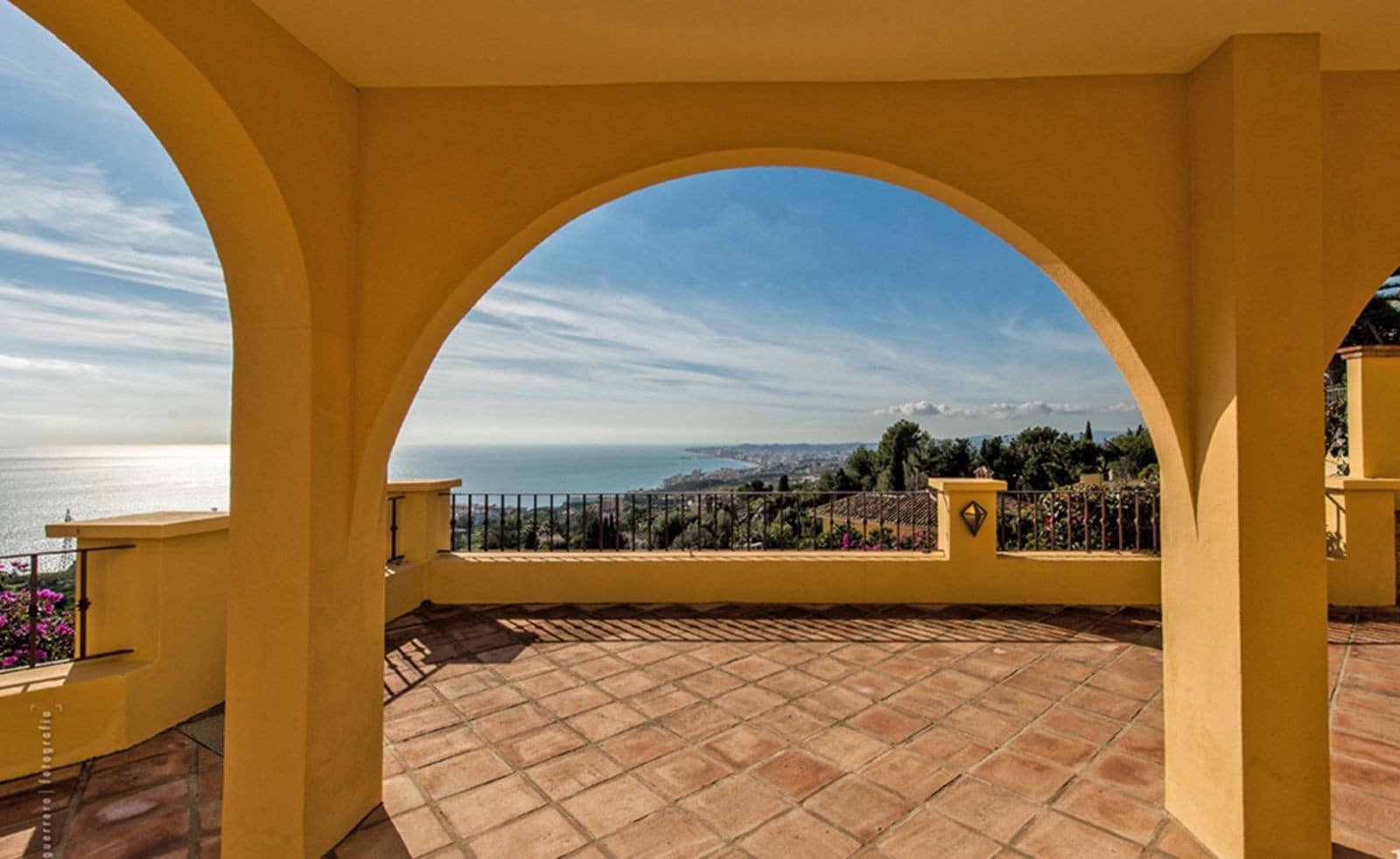 4 bedroom Villa for sale in Benalmadena with pool garage - € 2,200,000 (Ref: 7681351)