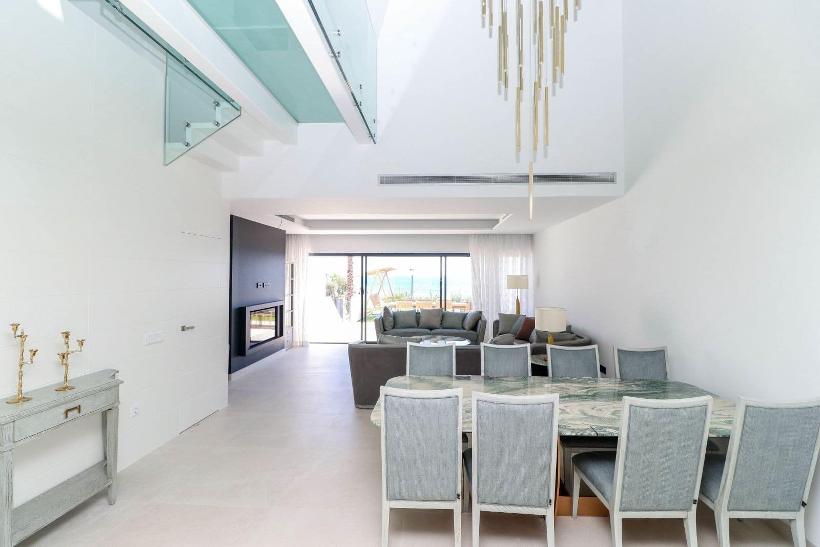 3 bedroom Townhouse for sale in Estepona with pool garage - € 2,500,000 (Ref: 7681356)