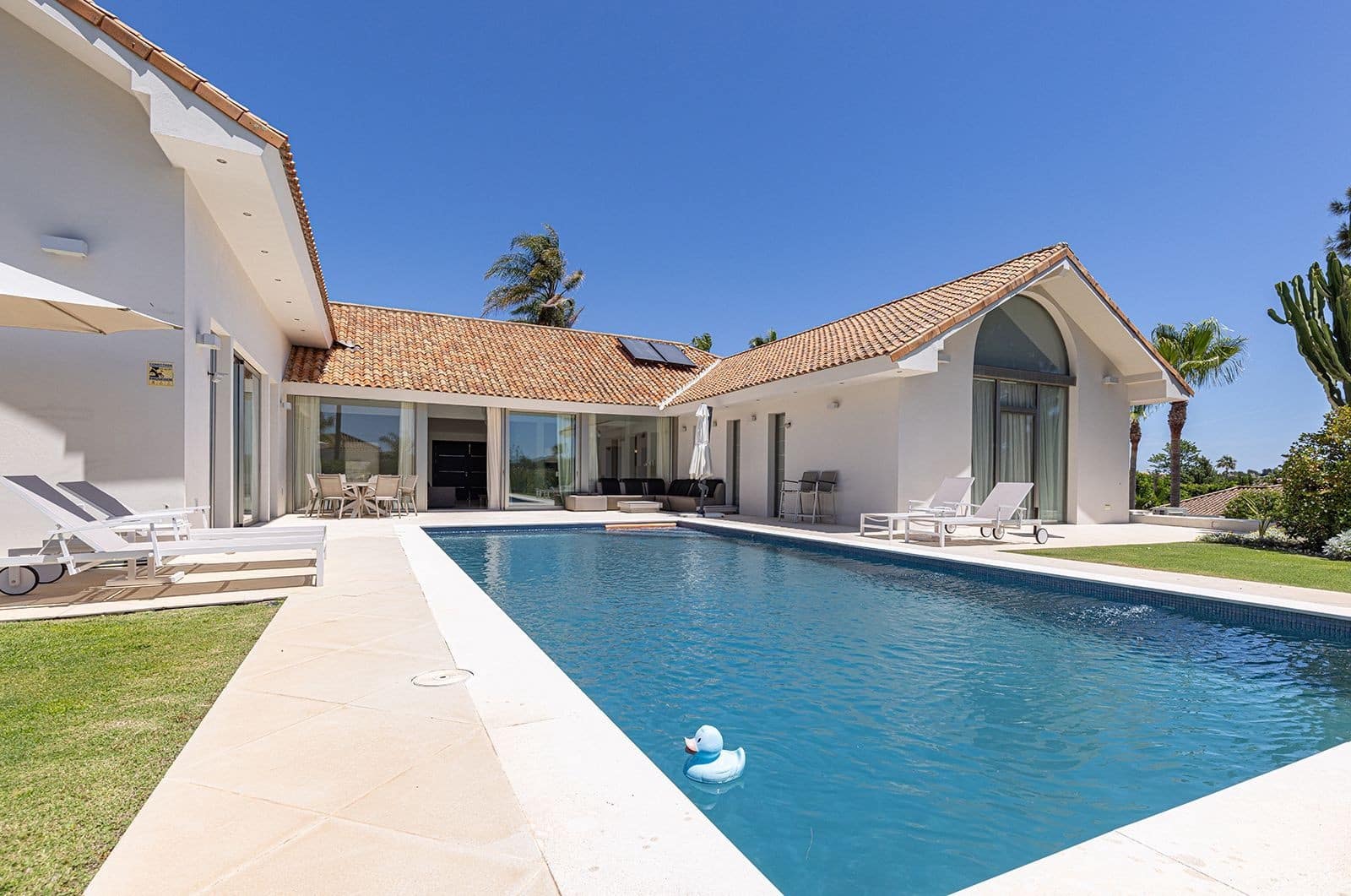 5 quarto Moradia para venda em Sotogrande com piscina garagem - 2 195 000 € (Ref: 7707055)