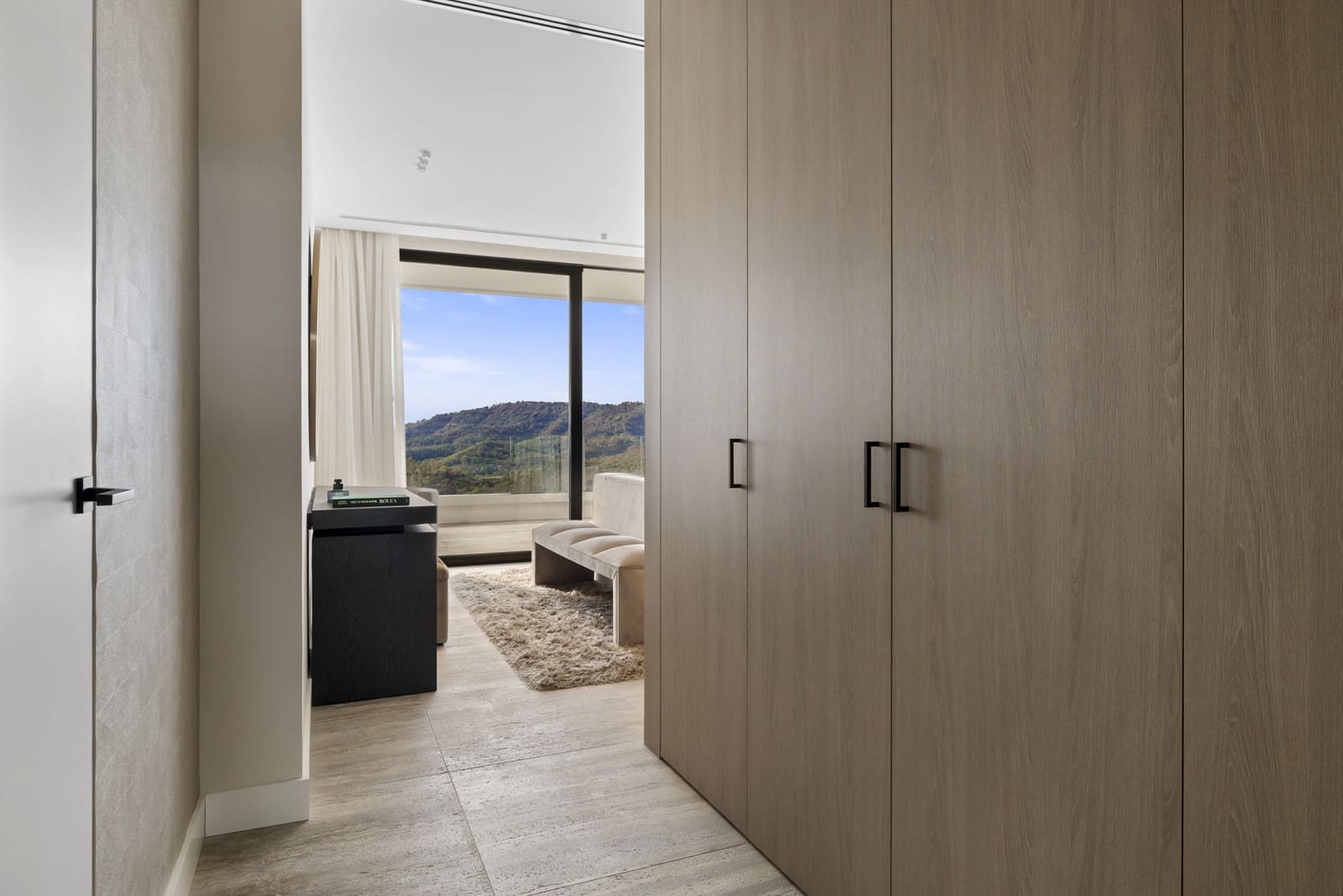 7 bedroom Villa for sale in Benahavis with pool garage - € 4,900,000 (Ref: 7710951)