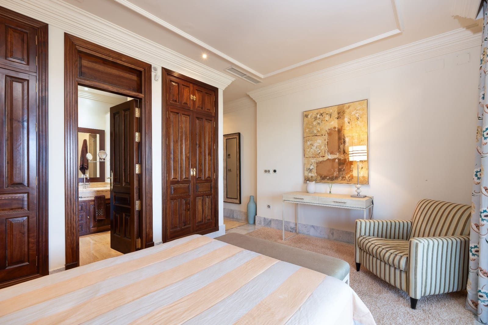 6 bedroom Villa for sale in Marbella with pool garage - € 4,200,000 (Ref: 7713155)