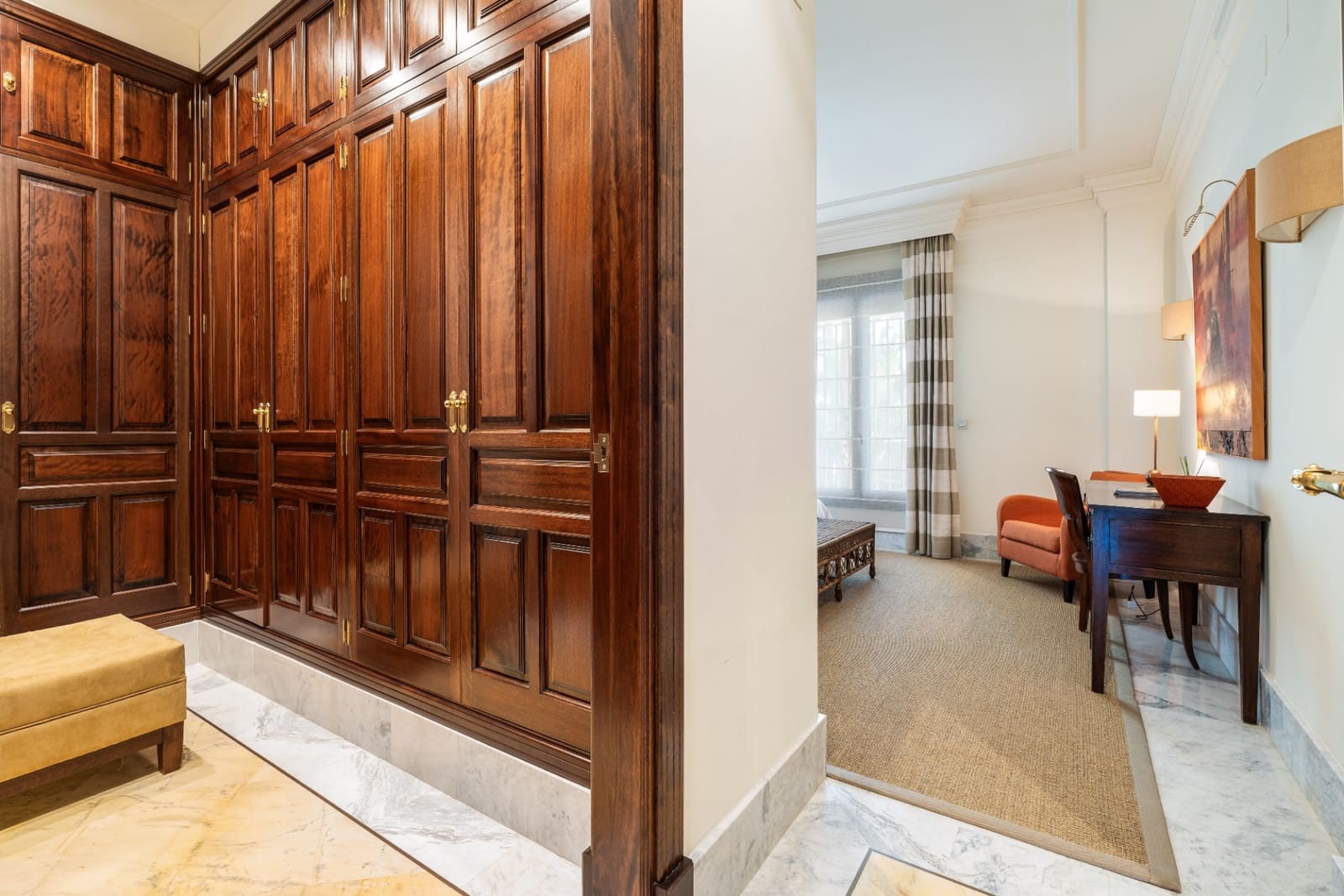 6 bedroom Villa for sale in Marbella with pool garage - € 4,200,000 (Ref: 7713155)