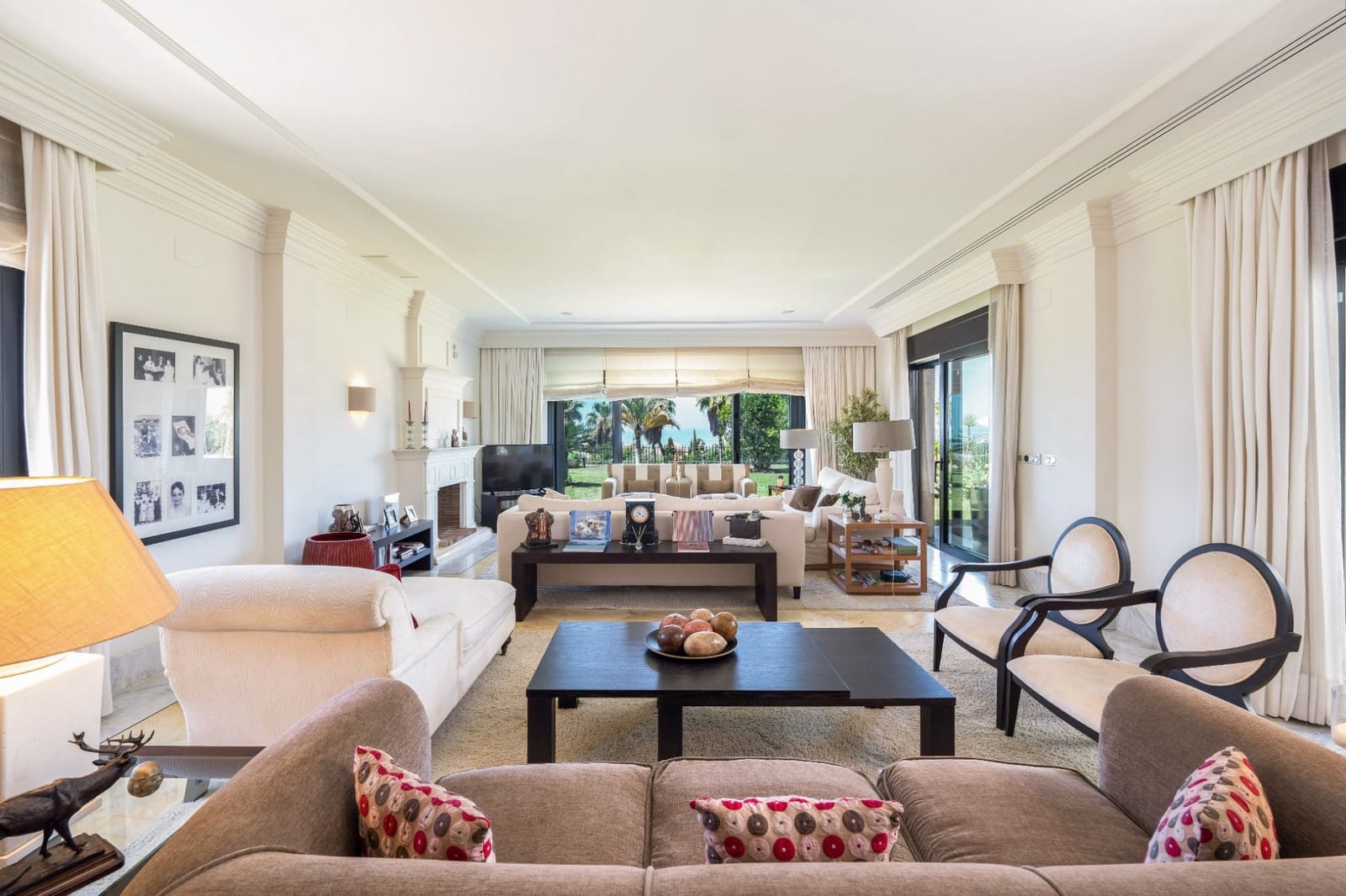 6 bedroom Villa for sale in Marbella with pool garage - € 4,200,000 (Ref: 7713155)